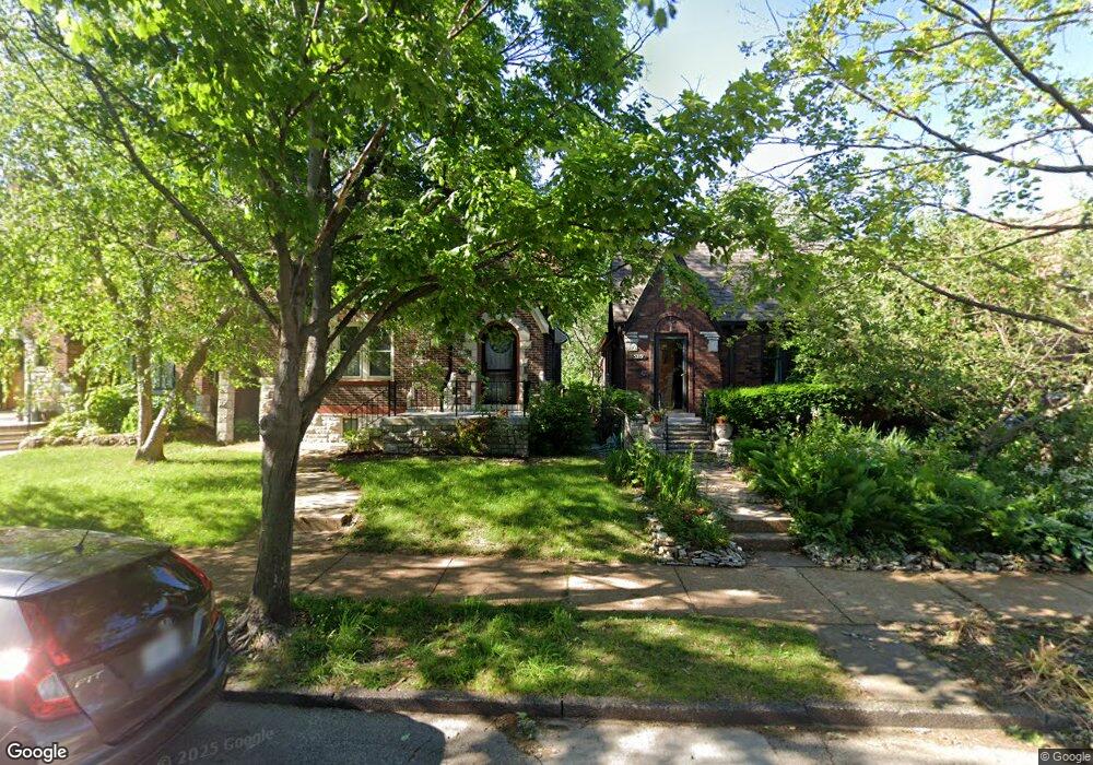 5219 Lindenwood Ave, Saint Louis, MO 63109 - photo 1