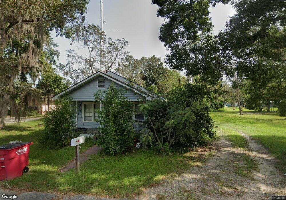 227 Truett St, Blackshear, GA 31516 - photo 1