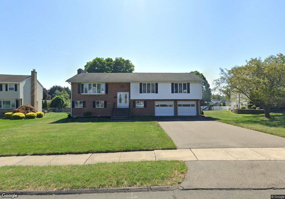 146 Surrey Dr, Wethersfield, CT 06109 - photo 1