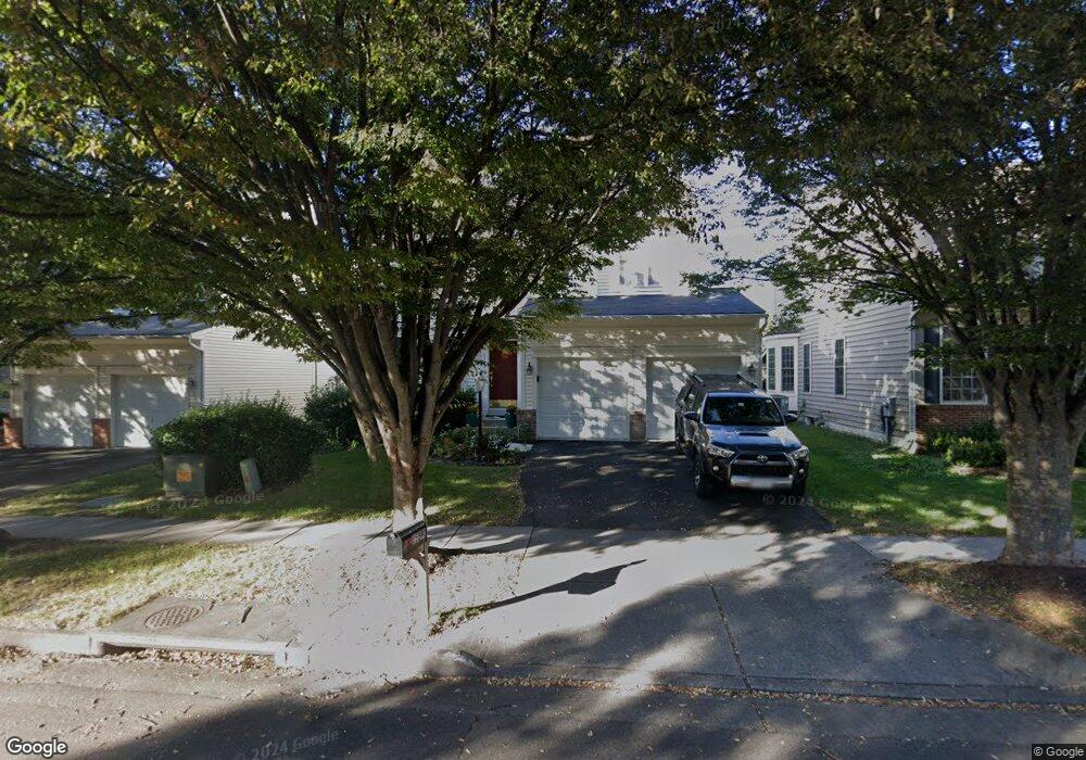 25590 Dabner Dr, Chantilly, VA 20152 - photo 1