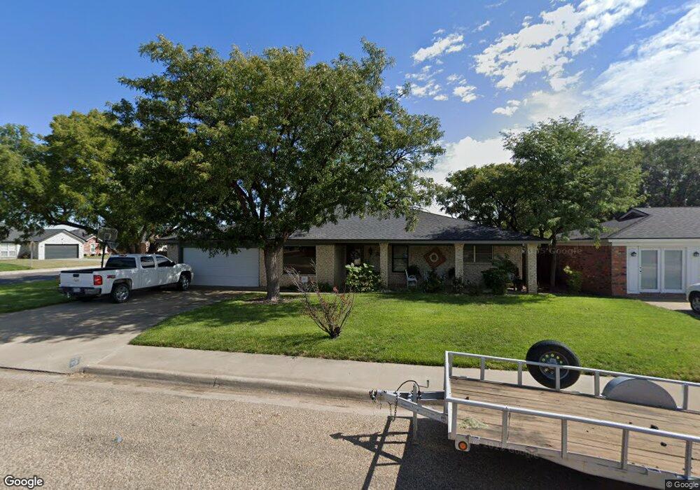 522 Hickory Ave, Dumas, TX 79029 - photo 1