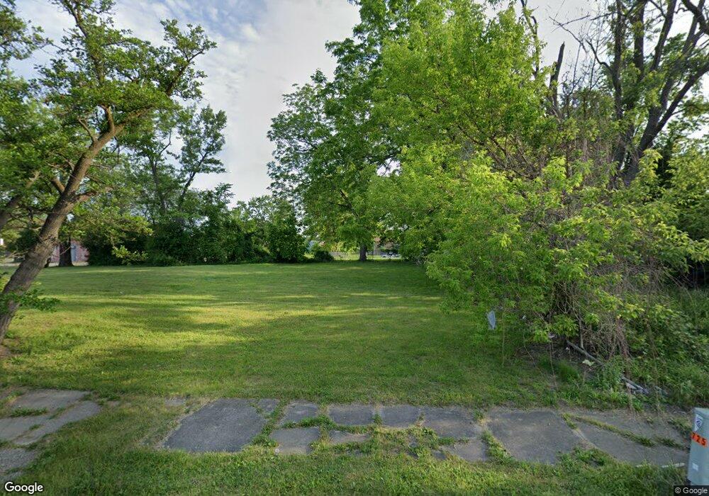 721 E Foss Ave, Flint, MI 48505 - photo 1