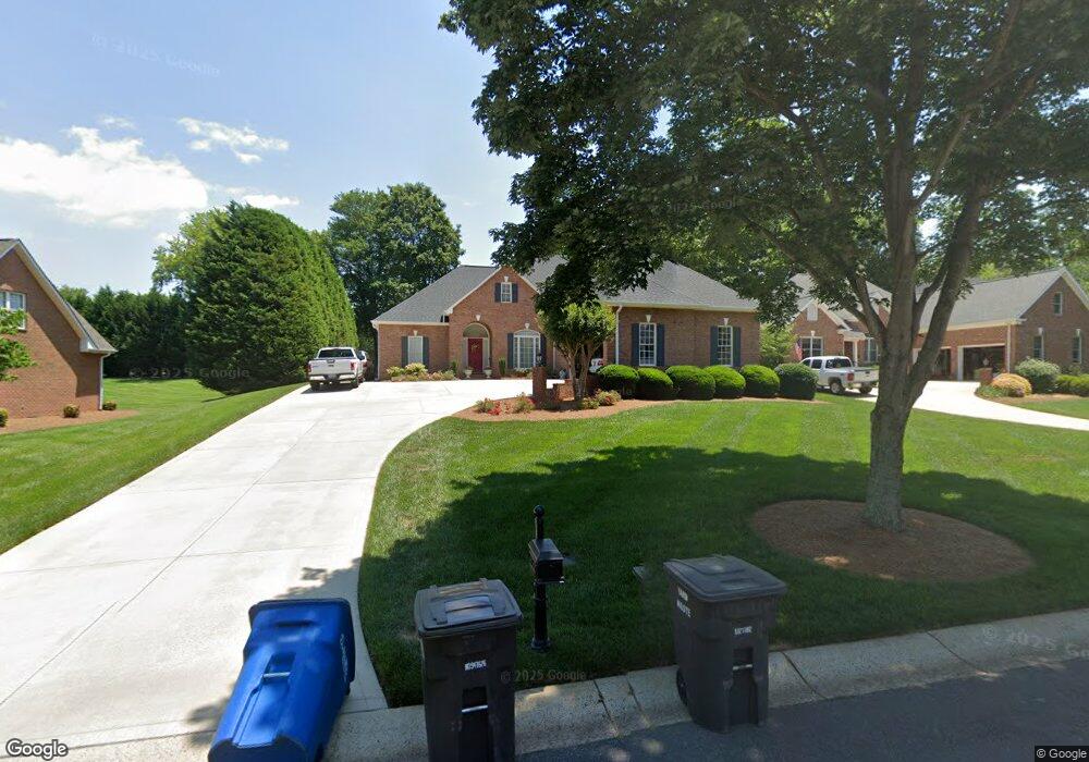 930 Argyle Ct, Statesville, NC 28677 - photo 1