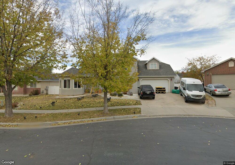 1352 W 1975 S, Woods Cross, UT 84087 - photo 1