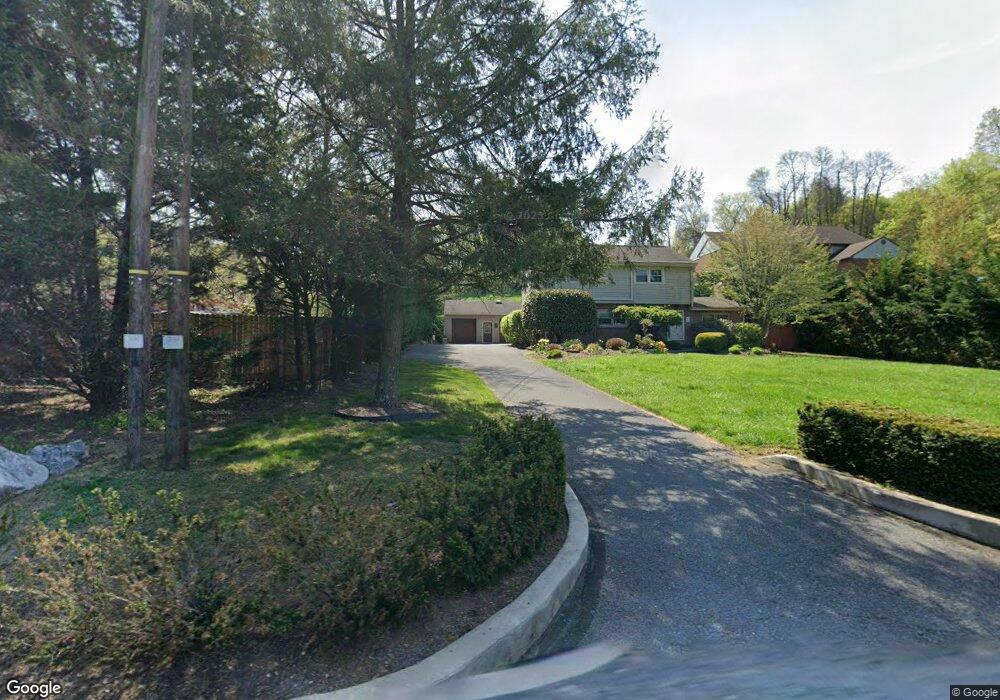 462 White Oak Ln, Leesport, PA 19533 - photo 1