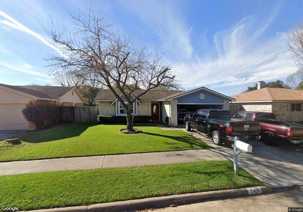 7411 Stone Pine Ln, Houston, TX 77041 - photo 1
