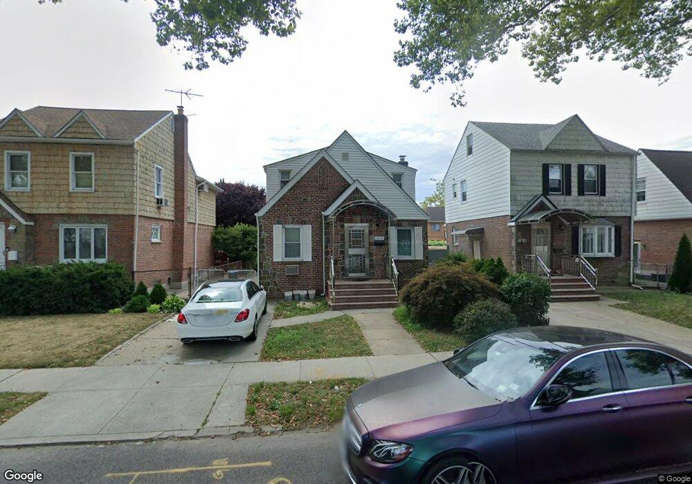 13862 62nd Rd, Flushing, NY 11367 - photo 1