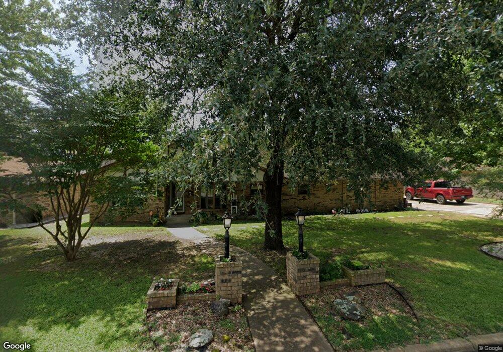 1308 E Jefferson St, Hugo, OK 74743 - photo 1