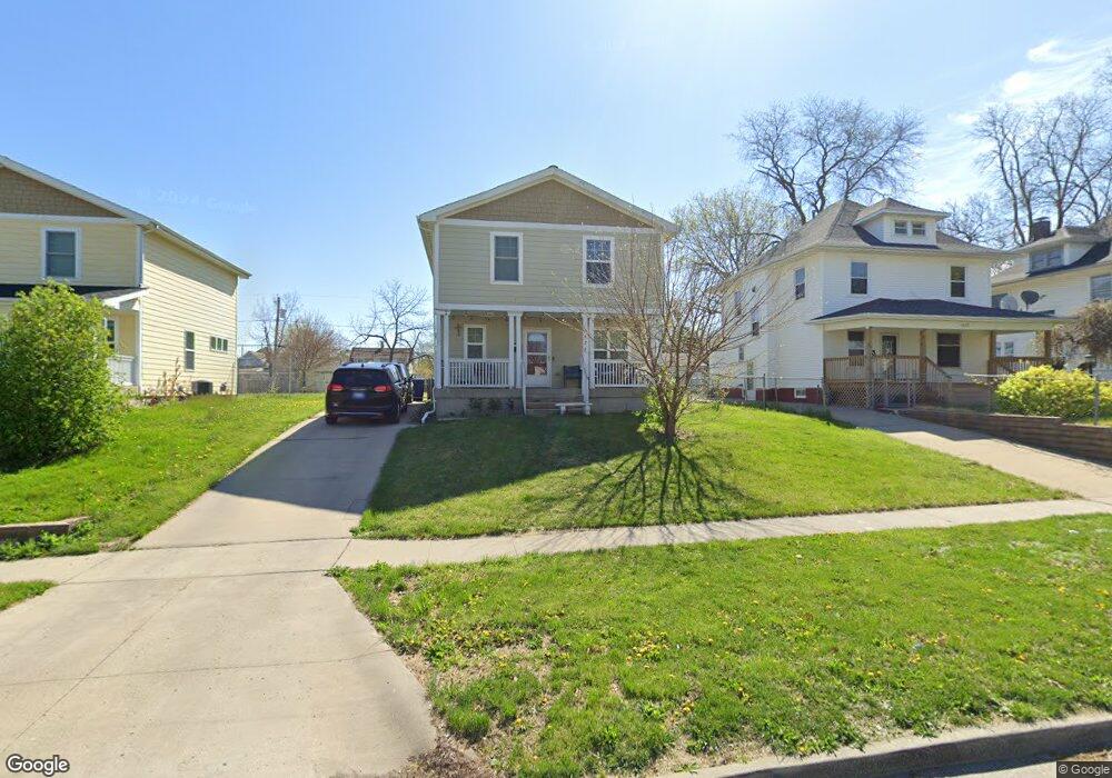 1427 23rd St, Des Moines, IA 50311 - photo 1