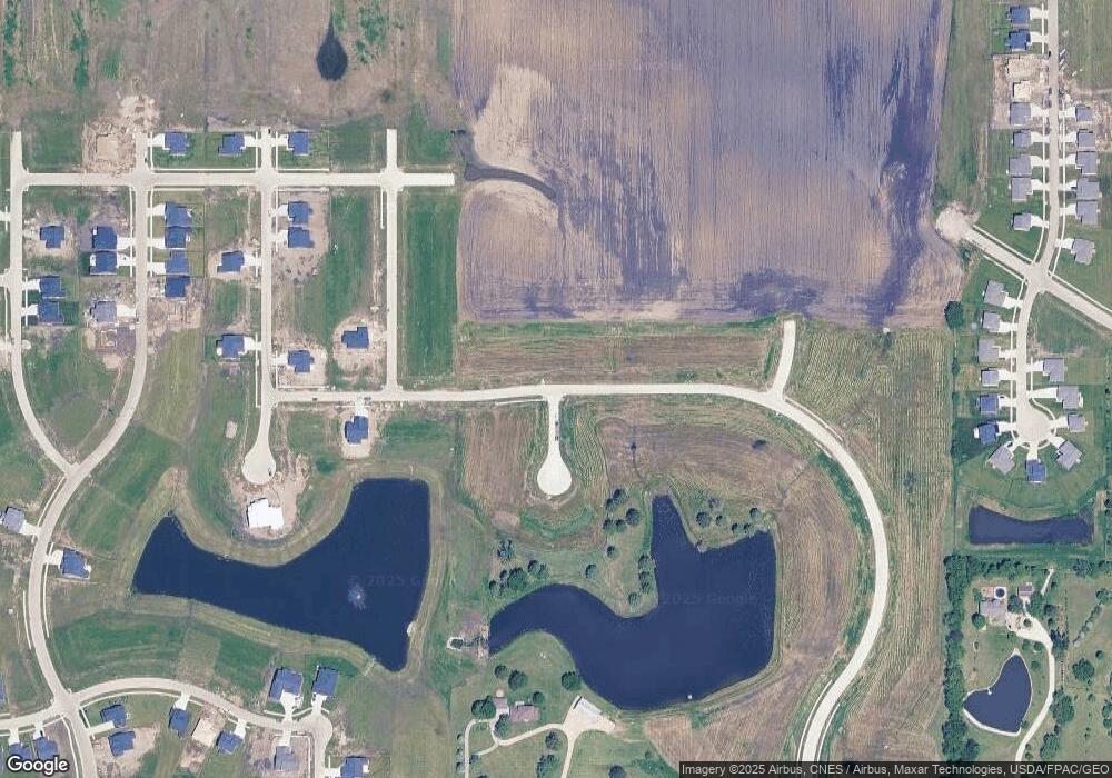 4649 176th Ct, Urbandale, IA 50323 - photo 1