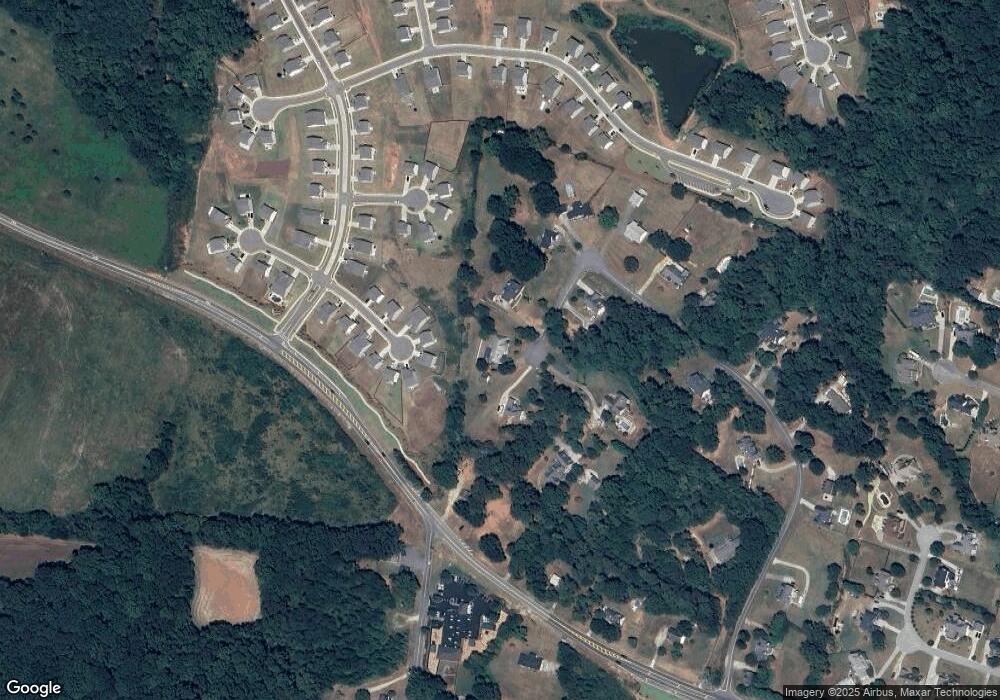 420 Olde Wick Trail, Hoschton, GA 30548 - photo 1