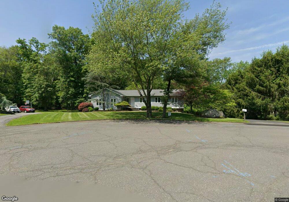 8 Water Mill Ct, Valley Cottage, NY 10989 - photo 1