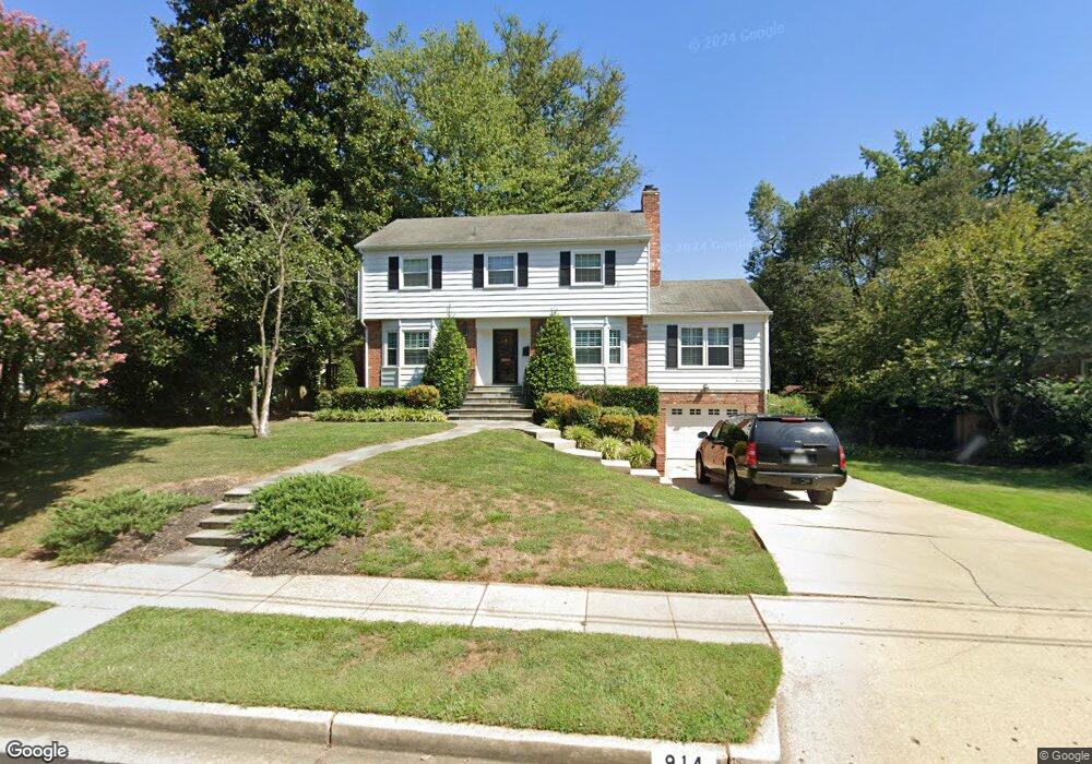 914 Danton Ln, Alexandria, VA 22308 - photo 1