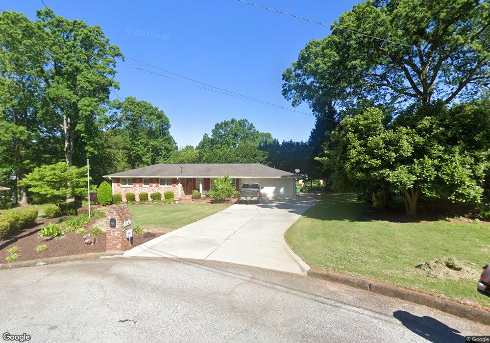 5841 Trailwoods Ct, Stone Mountain, GA 30087 - photo 1