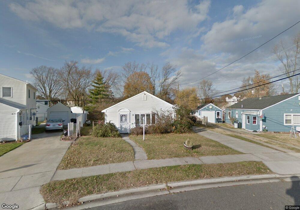 481 Sunnybrook Dr, Oceanside, NY 11572 - photo 1