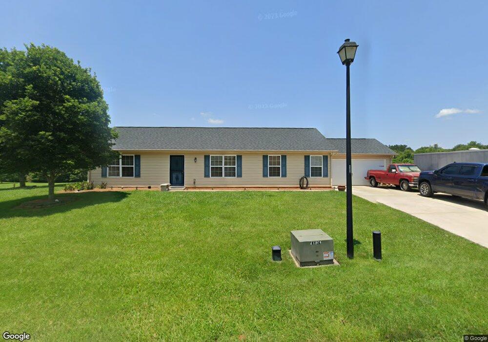 290 Grandview Dr, Jefferson, GA 30549 - photo 1