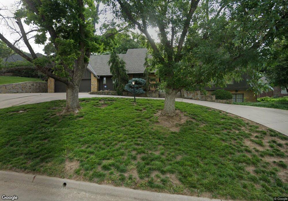 2778 SW MacVicar Ave, Topeka, KS 66611 - photo 1