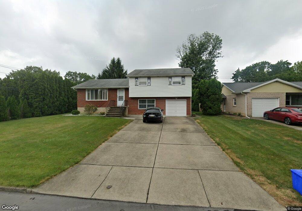 1805 Ulster Rd, Allentown, PA 18109 - photo 1