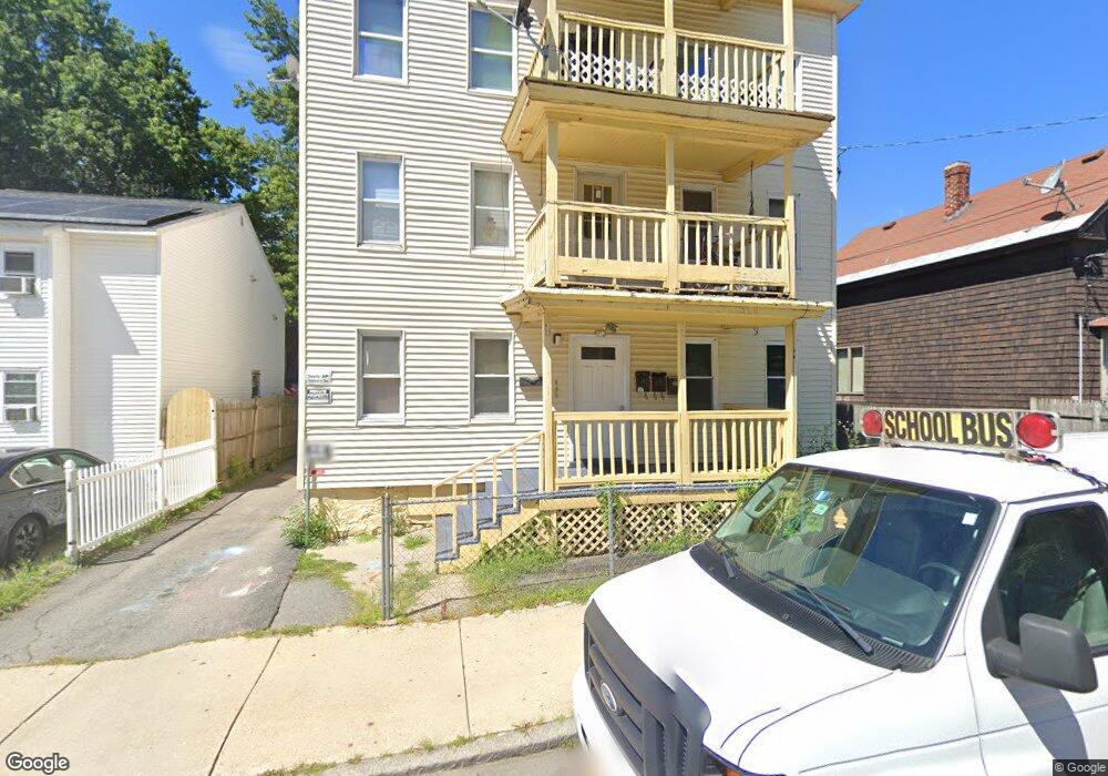 552 Hampshire St, Lawrence, MA 01841 - photo 1