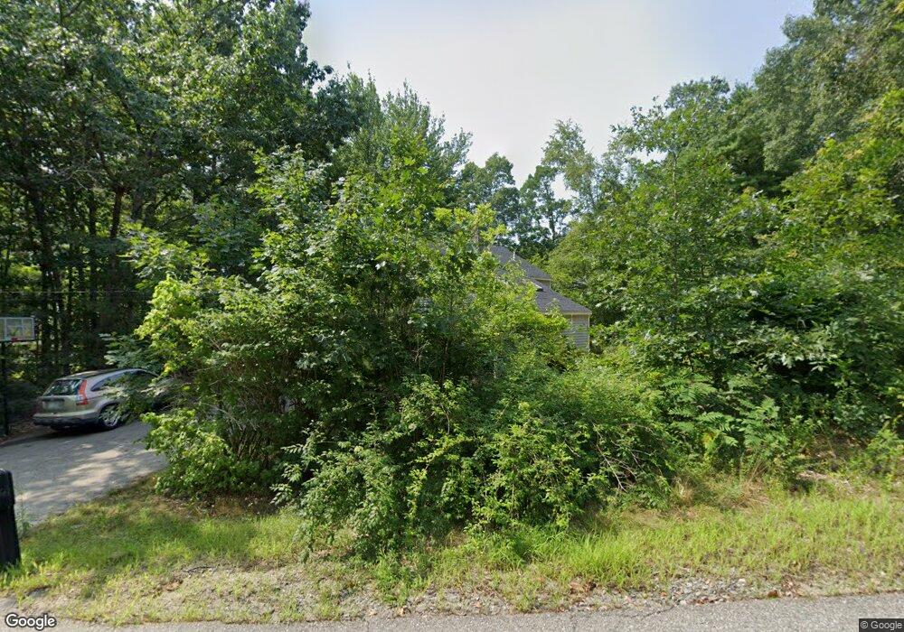 8 Great Hill Dr, Newmarket, NH 03857 - photo 1