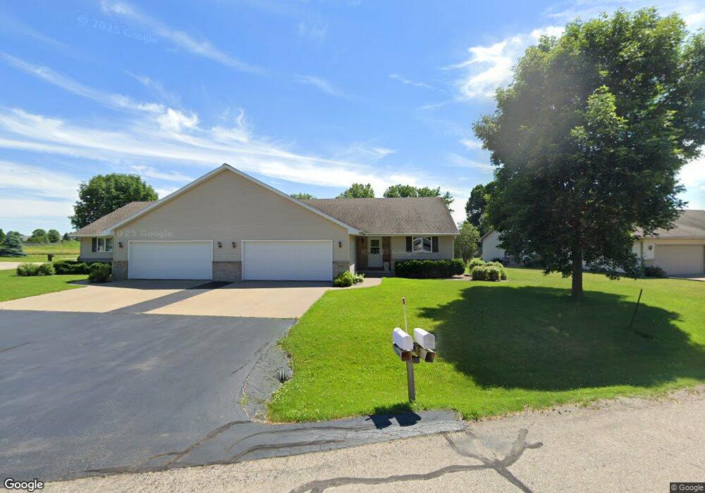 W3183 Westowne Ct, Appleton, WI 54915 - photo 1