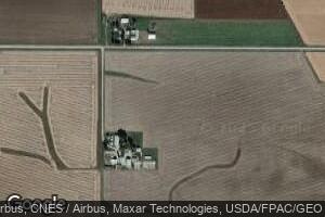 500 210th St, Durant, IA 52747