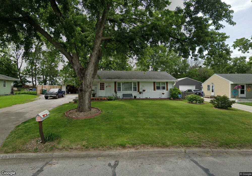 4350 NE 26th St, Des Moines, IA 50317 - photo 1