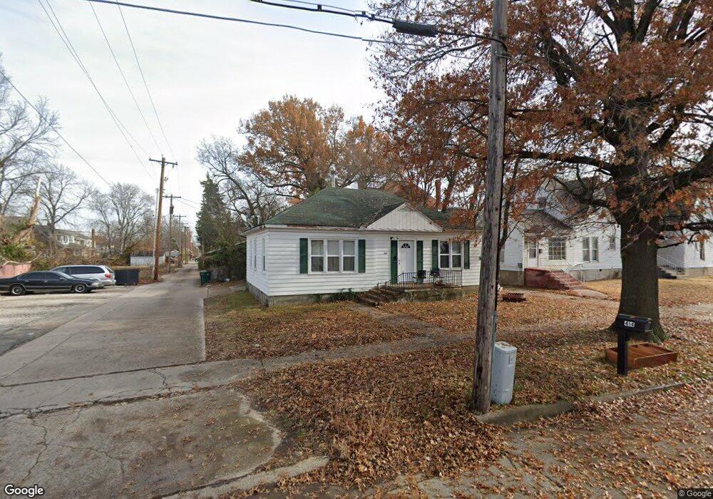 414 S 17th St, Parsons, KS 67357 - photo 1