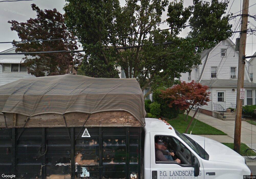 48 Geranium Ave, Mineola, NY 11501 - photo 1