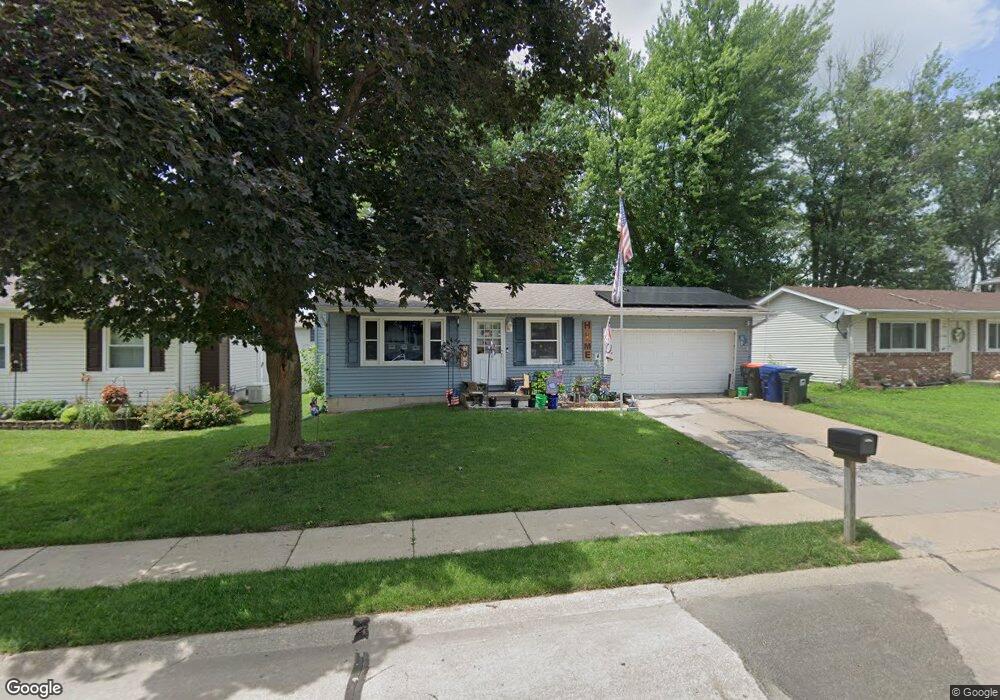1134 Calvin St, Davenport, IA 52804 - photo 1