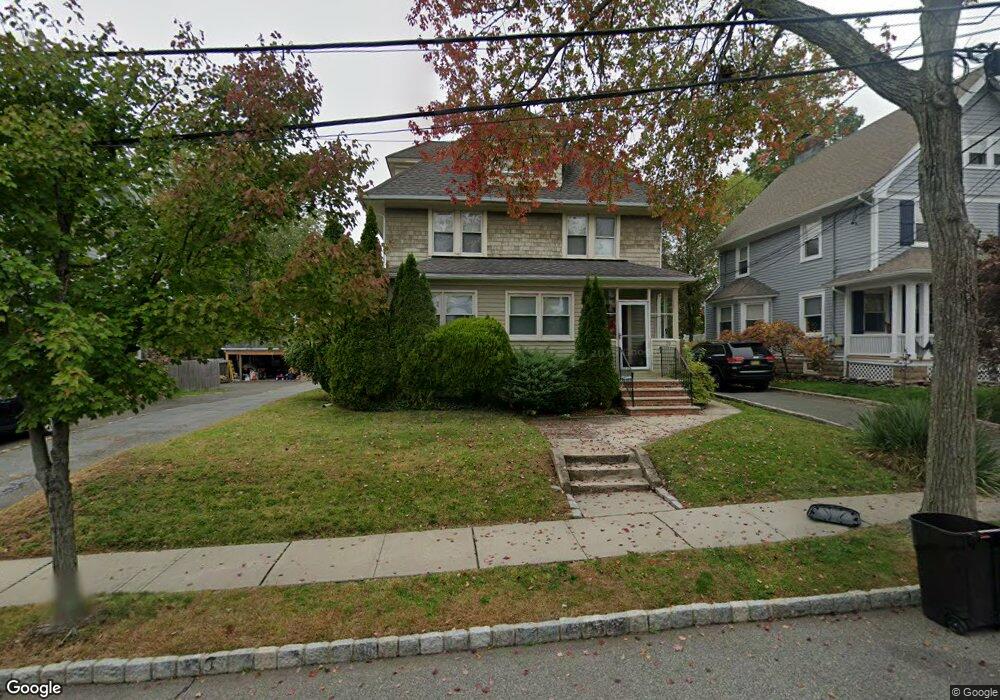 20 Hillcrest Terrace unit 3, Verona, NJ 07044 - photo 1