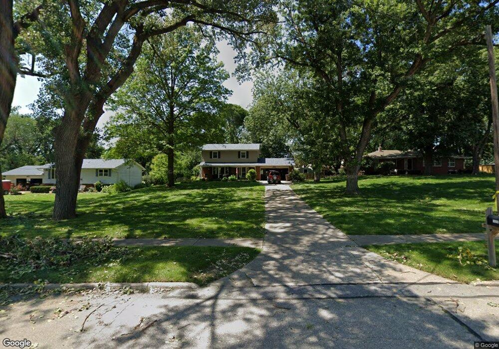 1050 31st St, West Des Moines, IA 50266 - photo 1