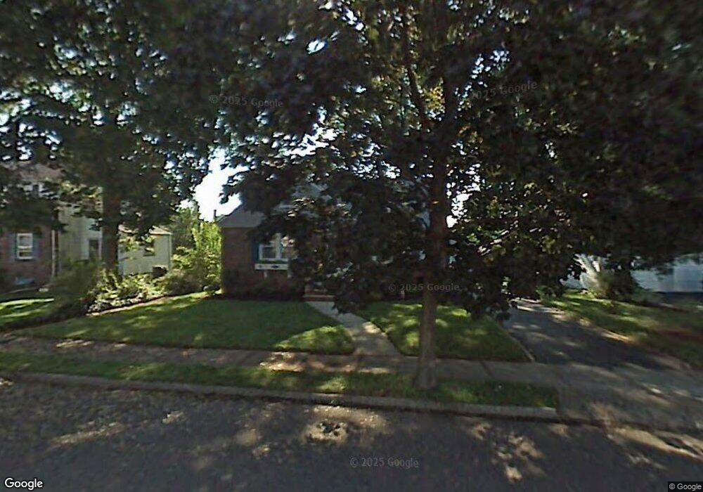 121 Birchwood Rd, Linden, NJ 07036 - photo 1