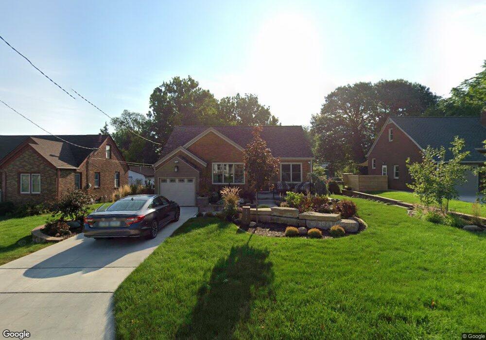 2917 48th St, Des Moines, IA 50310 - photo 1