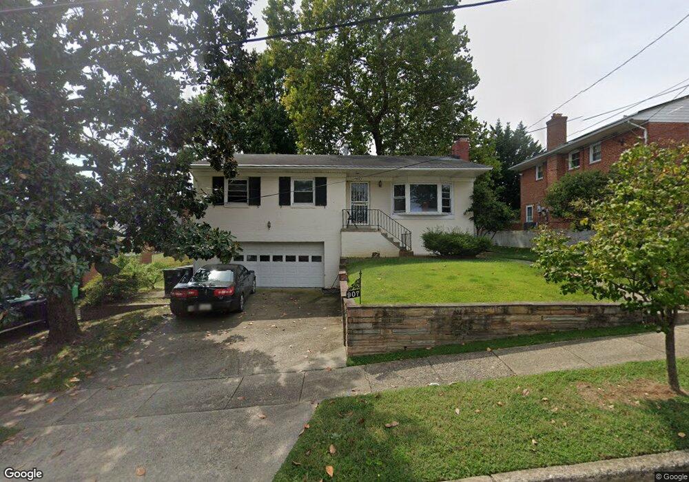 907 Luray Place, Hyattsville, MD 20783 - photo 1