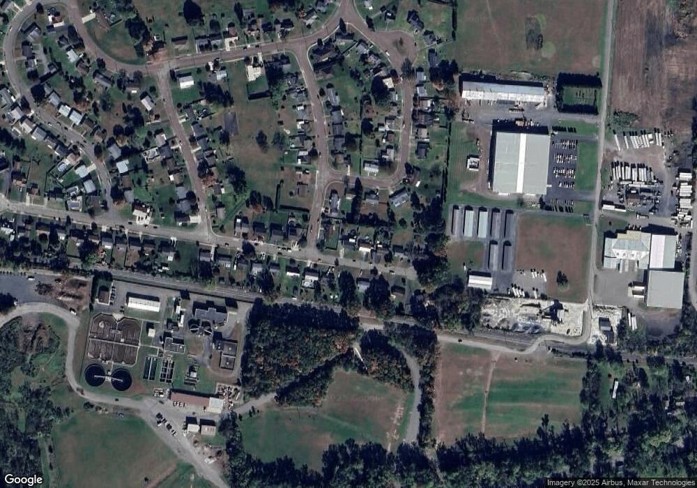 406 Maple Rd, Berwick, PA 18603 - photo 1