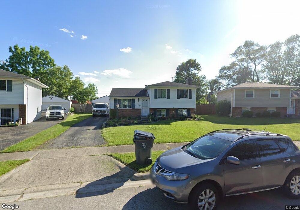 4933 Silverton Dr, Columbus, OH 43232 - photo 1