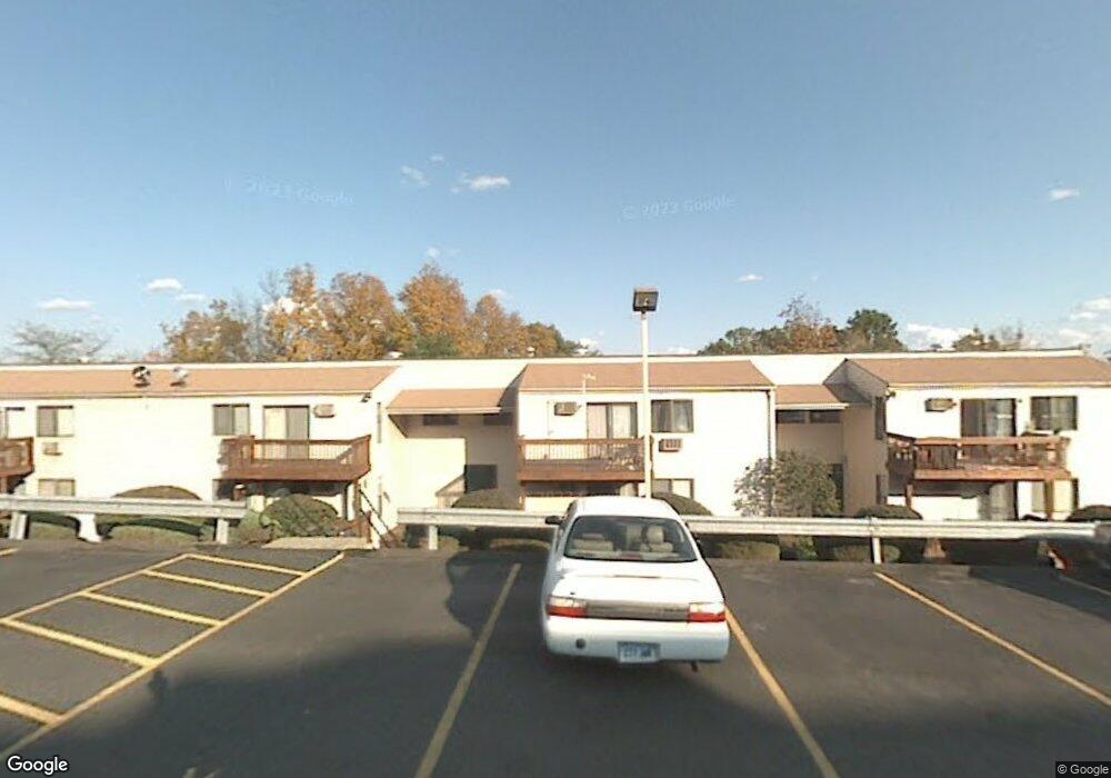 208 Woodland Dr, Cromwell, CT 06416 - photo 1