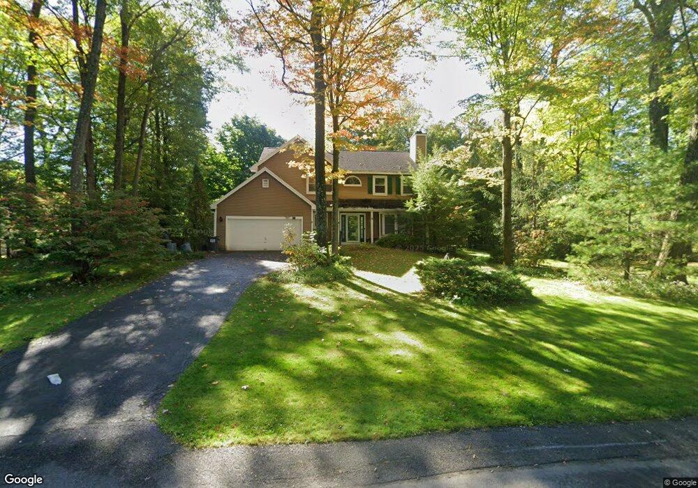 808 Charter Oak Dr, Schenectady, NY 12309 - photo 1