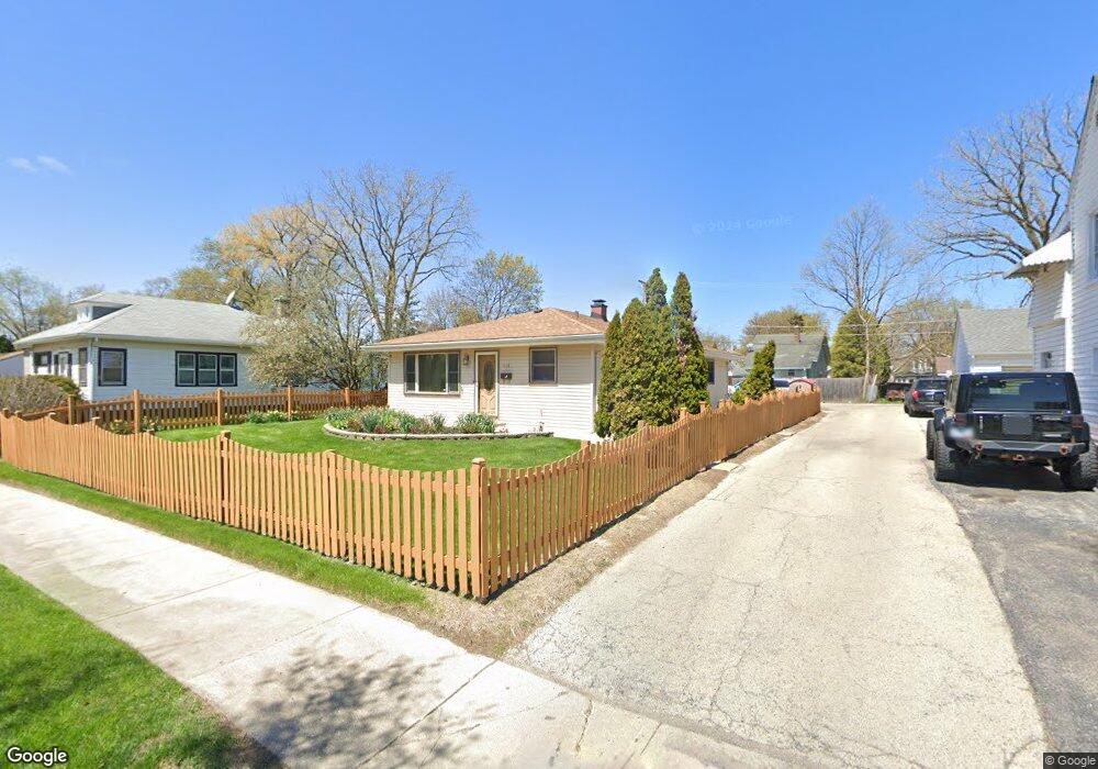 1418 Salem Ave, Waukegan, IL 60085 - photo 1