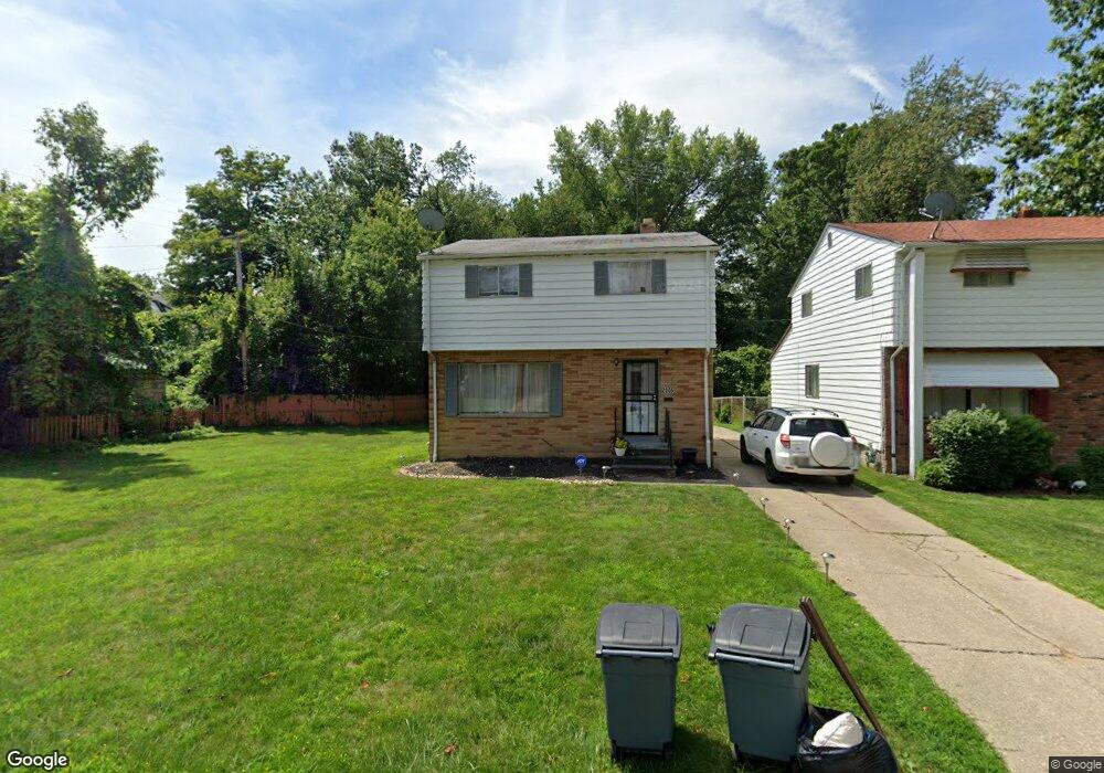 2066 Deanwood St, Cleveland, OH 44112 - photo 1
