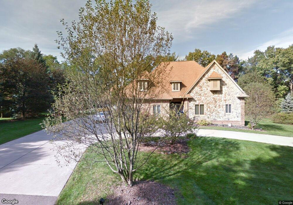 6250 Willow Ct, West Bloomfield, MI 48324 - photo 1