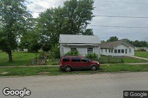 19 N Walnut St, Tamaroa, IL 62888