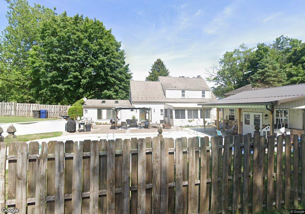 1040 N Cedar Crest Blvd, Allentown, PA 18104 - photo 1