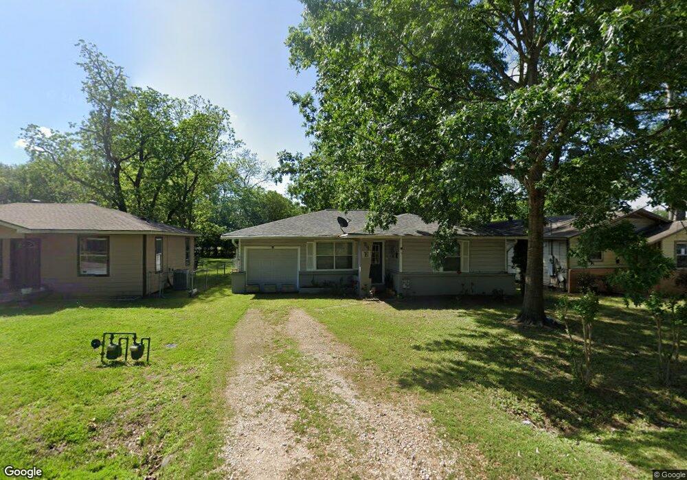 711 Kane St, Tomball, TX 77375 - photo 1