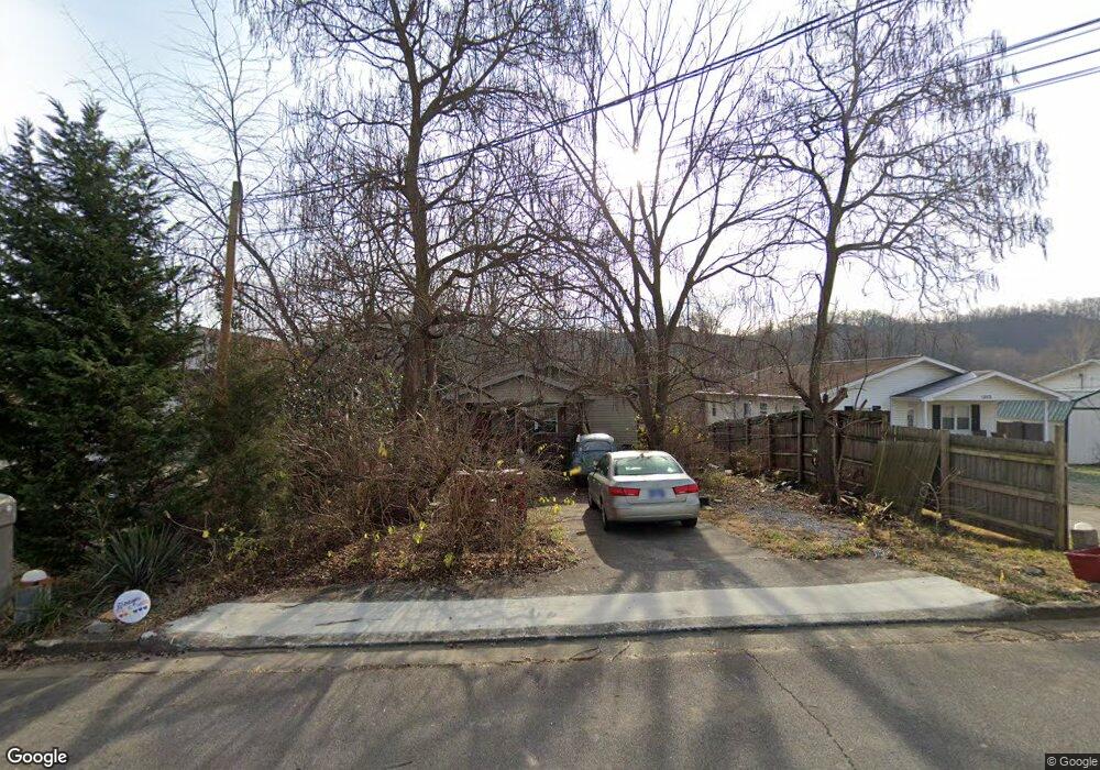 1814 E Millard St, Johnson City, TN 37601 - photo 1