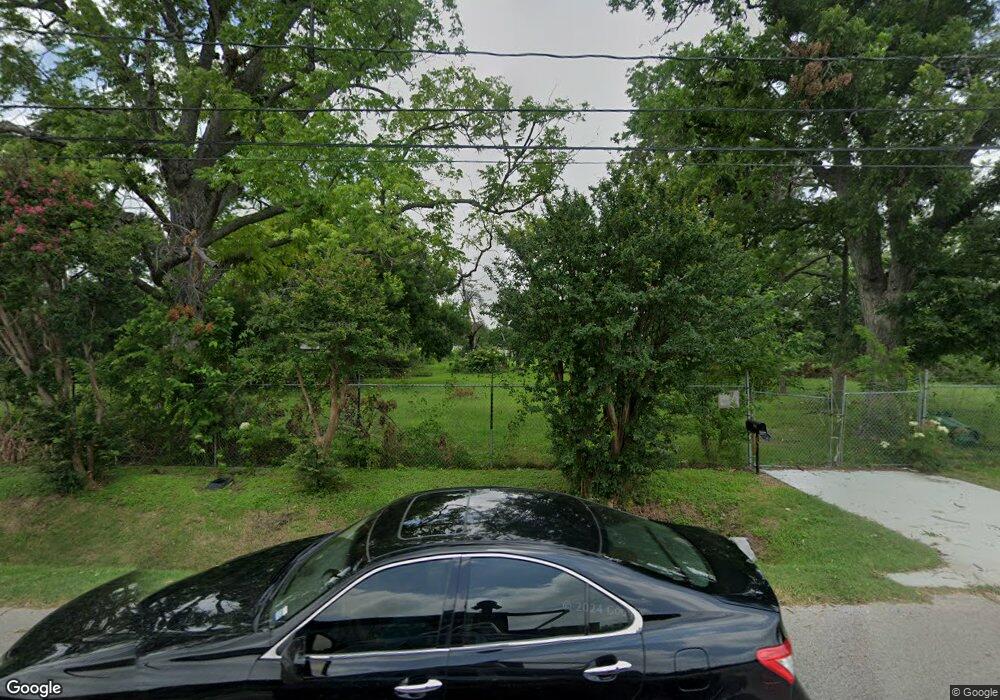 809 E Burress St, Houston, TX 77022 - photo 1