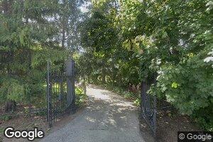 10 Orchard Ln, Golf, IL 60025
