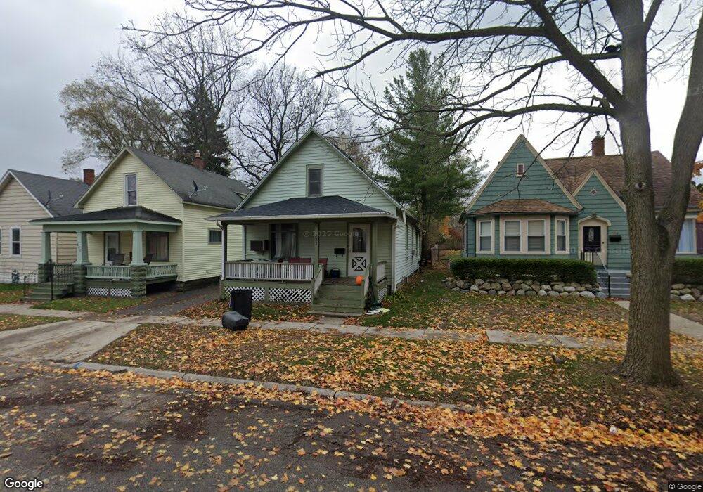 822 Minnie St, Port Huron, MI 48060 - photo 1