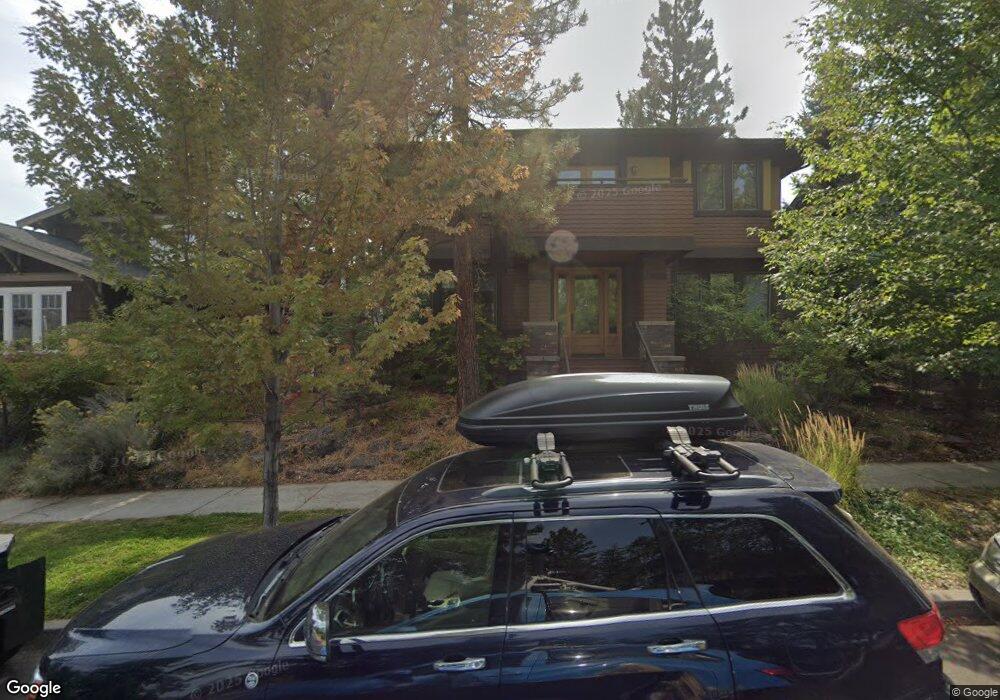 2413 NW Lemhi Pass Dr, Bend, OR 97701 - photo 1